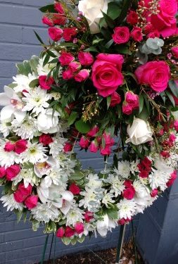 Mixed Pinks Wreath